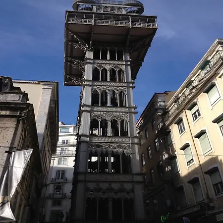 호스텔 Golden Tram 242 &