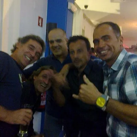 ホステル Golden Tram 242 &